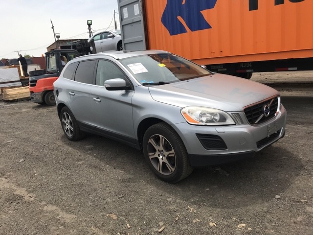 VOLVO XC60 T6 2013