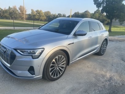 Audi E-TRON 2019