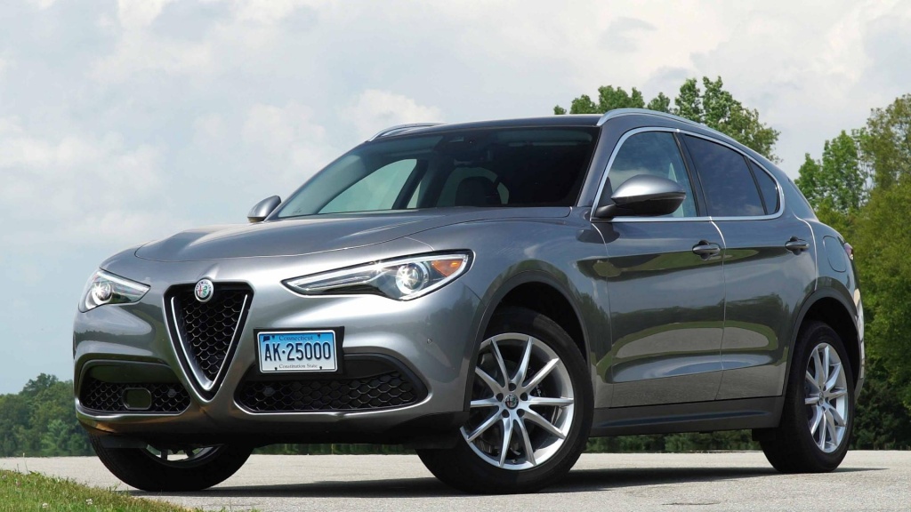 Alfa Romeo Stelvio.jpg