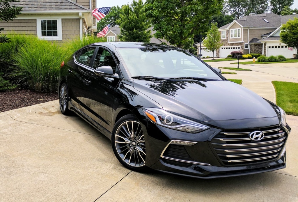 Hyundai Elantra.jpg