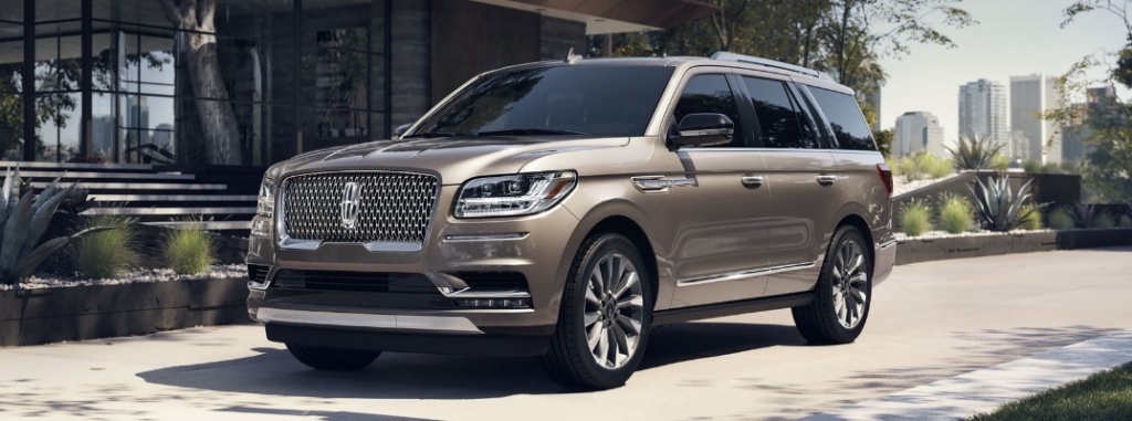 Lincoln Navigator.jpg