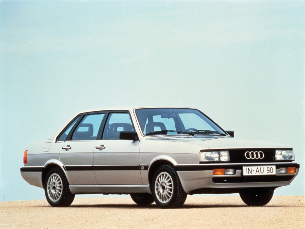 AUDI-90--B2--1512_24.jpg