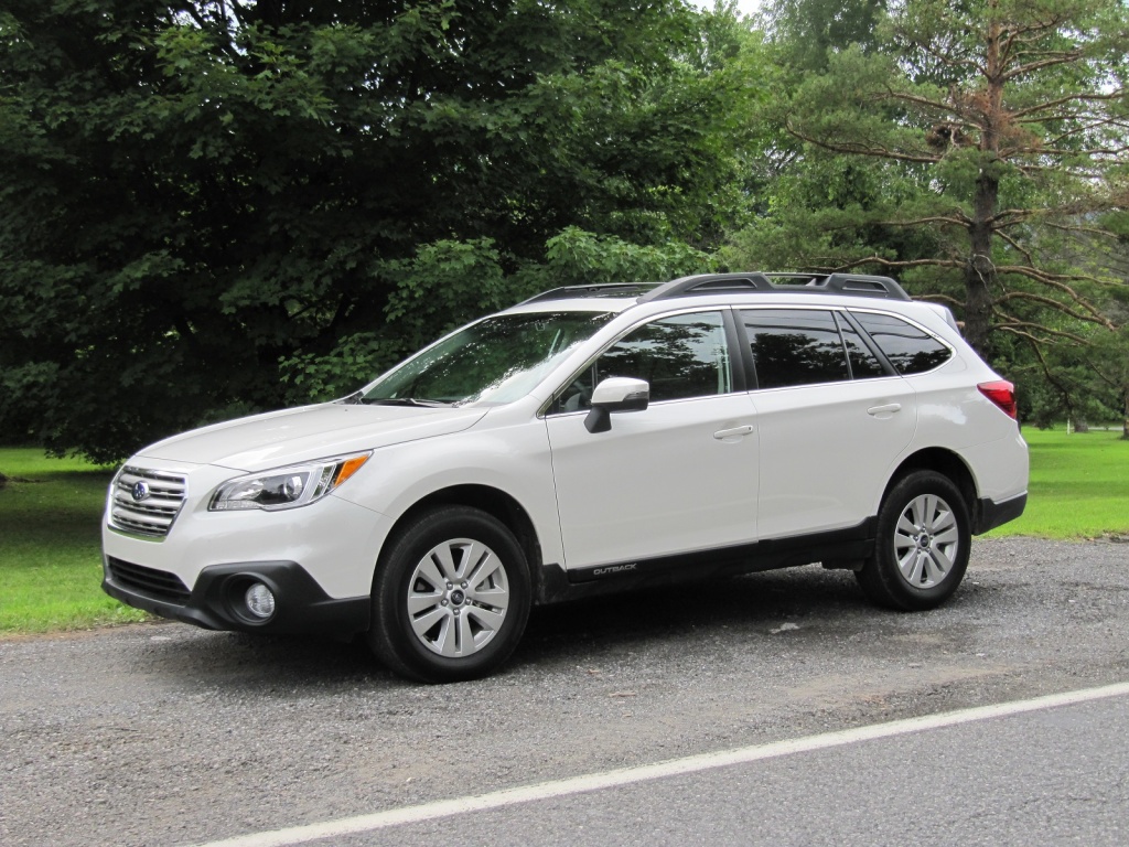 2015-subaru-outback-2-5i-test-drive-catskill-mountains-ny-july-2014_100474319_h.jpg