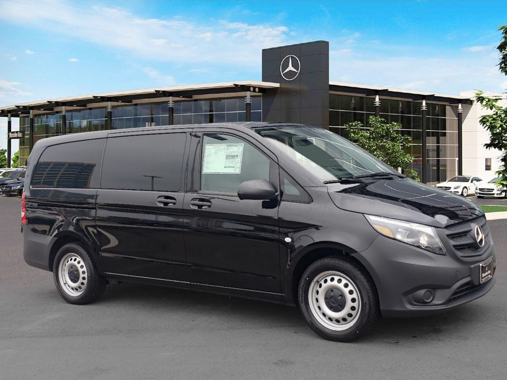 MERCEDES BENZ METRIS.jpg