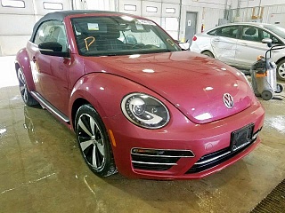 VOLKSWAGEN BEETLE SE 2017