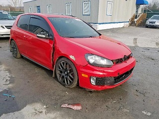 VOLKSWAGEN GTI 2010