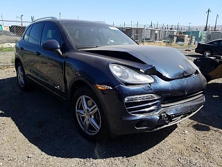 PORSCHE CAYENNE 2012