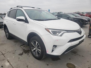TOYOTA RAV4 ADVENTURE 2018