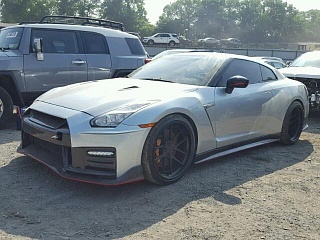 NISSAN GT-R PREMIUM