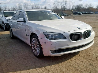 BMW 750, 2011