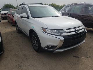 MITSUBISHI OUTLANDER SE 2016