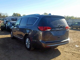 CHRYSLER PACIFICA TOURING L