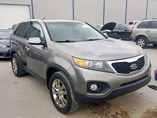 KIA SORENTO EX, 2011