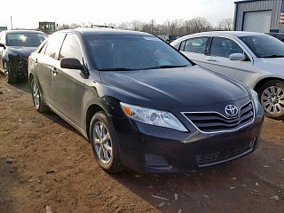 TOYOTA CAMRY 2011
