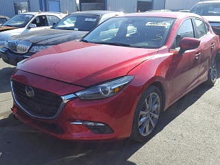 MAZDA 3 , 2018