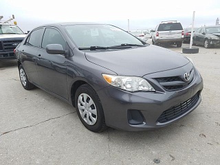 TOYOTA COROLLA BASE 2013