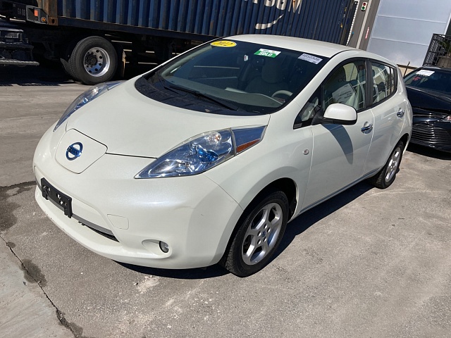 Nissan LEAF SL 2012