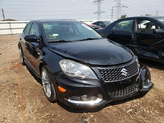 SUZUKI KIZASHI SPORT GTS 2013