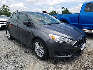 FORD FOCUS SE 2018