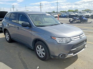 MITSUBISHI OUTLANDER ES, 2015