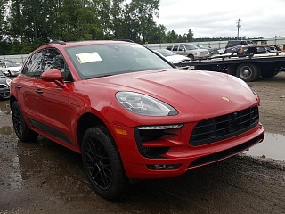 PORSCHE MACAN GTS 2018