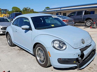 VOLKSWAGEN NEW BEETLE 2012