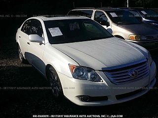   TOYOTA AVALON , 2010