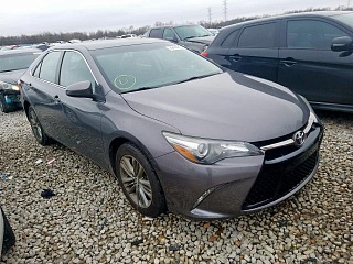 TOYOTA CAMRY LE 2015