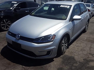 VOLKSWAGEN E-GOLF SEL PREMIUM 2016