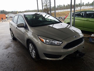 FORD FOCUS SE 2016