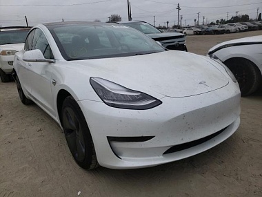 TESLA MODEL 3 2020