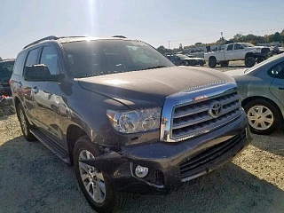 TOYOTA SEQUOIA LIMITED, 2010