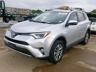 TOYOTA RAV4 HV XLE 2016