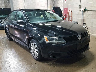 VOLKSWAGEN JETTA BASE, 2014