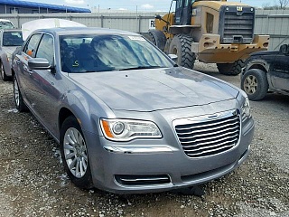   CHRYSLER 300, 2014