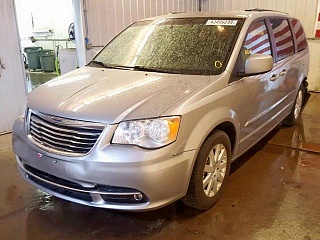 CHRYSLER TOWN & COUNTRY TOURING