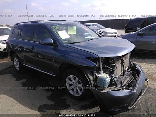   TOYOTA HIGHLANDER, 2013