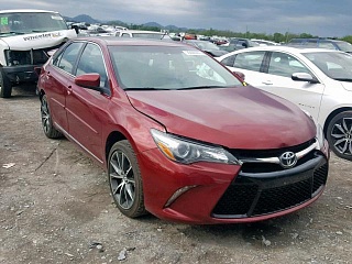 TOYOTA CAMRY LE 2017