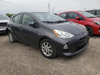 TOYOTA PRIUS C 2012