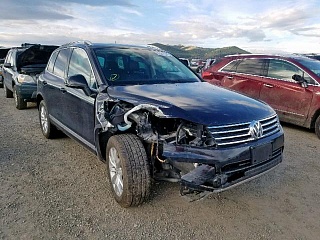 VOLKSWAGEN TOUAREG 2016