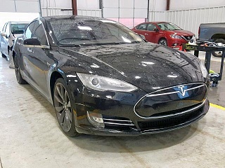 TESLA MODEL S, 2013