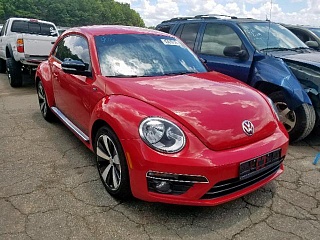 VOLKSWAGEN BEETLE TURBO 2014