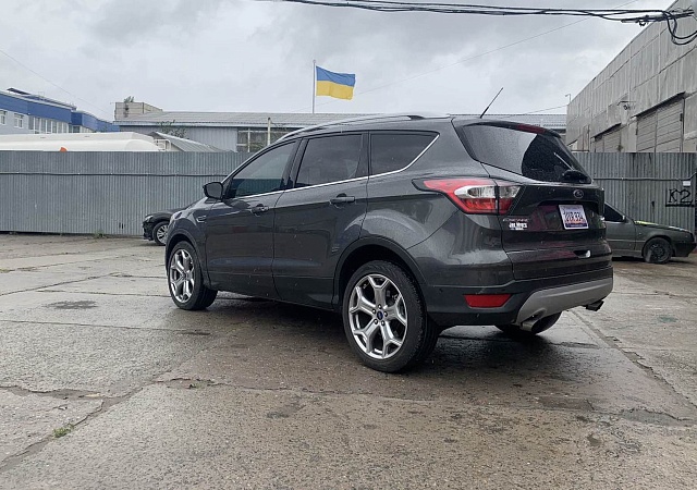FORD ESCAPE TITANIUM 2017г. для Светланы