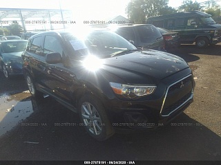 MITSUBISHI OUTLANDER SPORT 2015