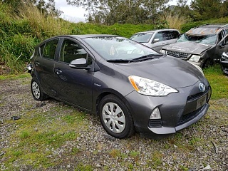 TOYOTA PRIUS C 2014