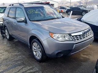 SUBARU FORESTER  PREMIUM