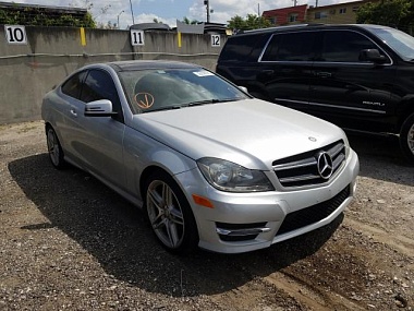 MERCEDES-BENZ C 250 2014