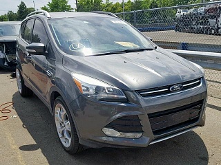 FORD ESCAPE TITANIUM, 2015