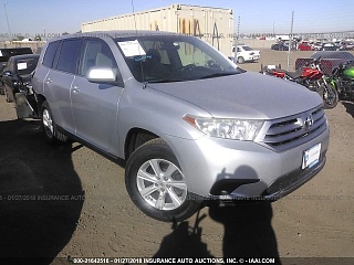   TOYOTA HIGHLANDER, 2011