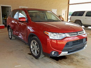 MITSUBISHI OUTLANDER SE, 2015